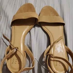 Sz 12 Ankle Strap Sandal